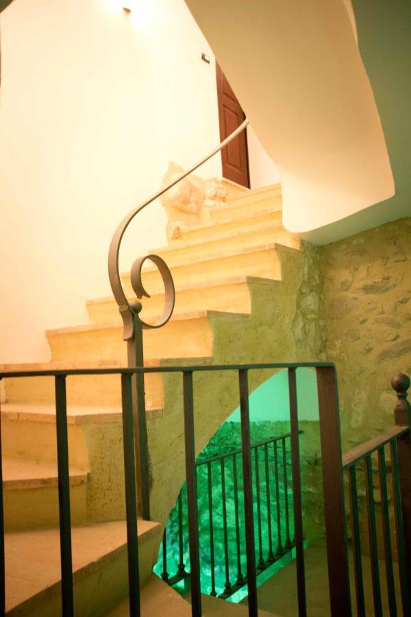 La "Casetta Rossa Del Borgo" Тропеа Екстер'єр фото